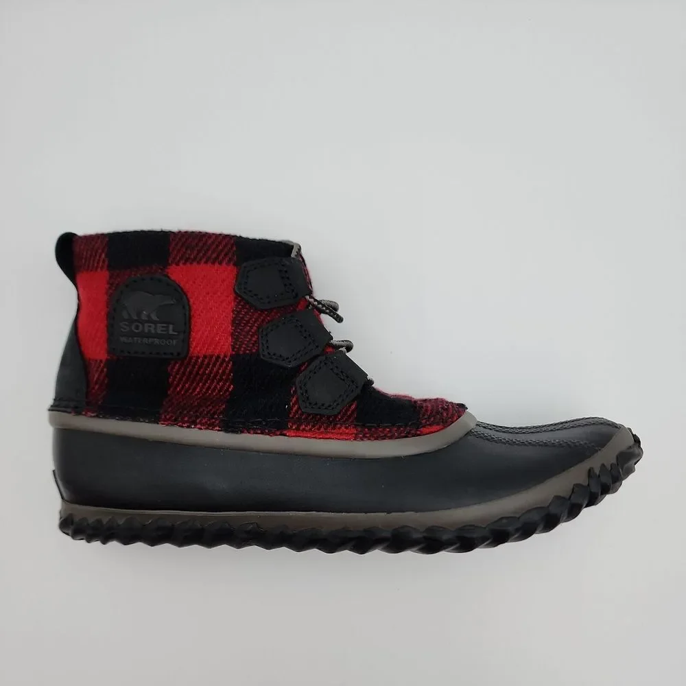 Sorel Womens Black‎ and Red Out and About Waterproof Buffalo Plaid Boots Size 8